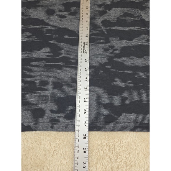 Oakley O-Hydrolix Mens Large Black Grey Camo Training Shirt 454618 Regular Fit - Picture 5 of 10